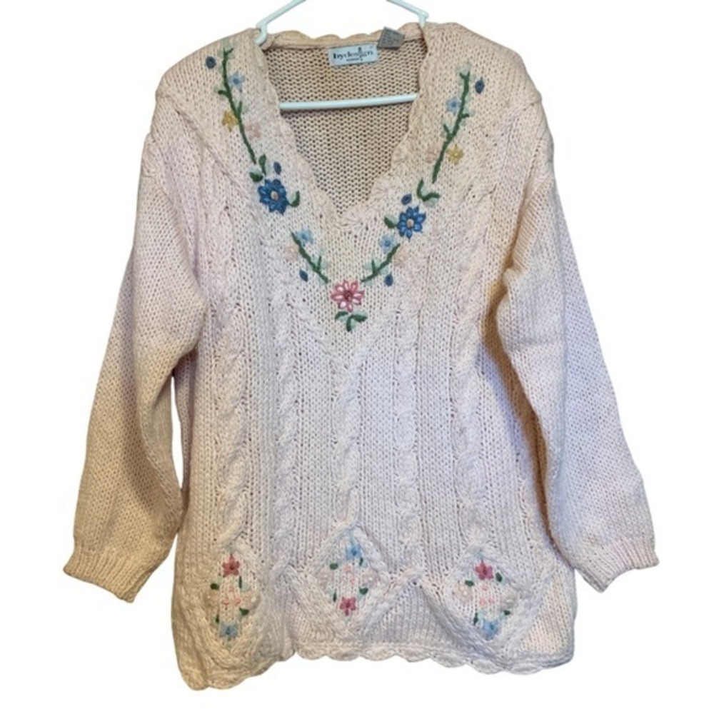 VTG pink cable knit embroidered floral sweater large Cottage Granny Oversized